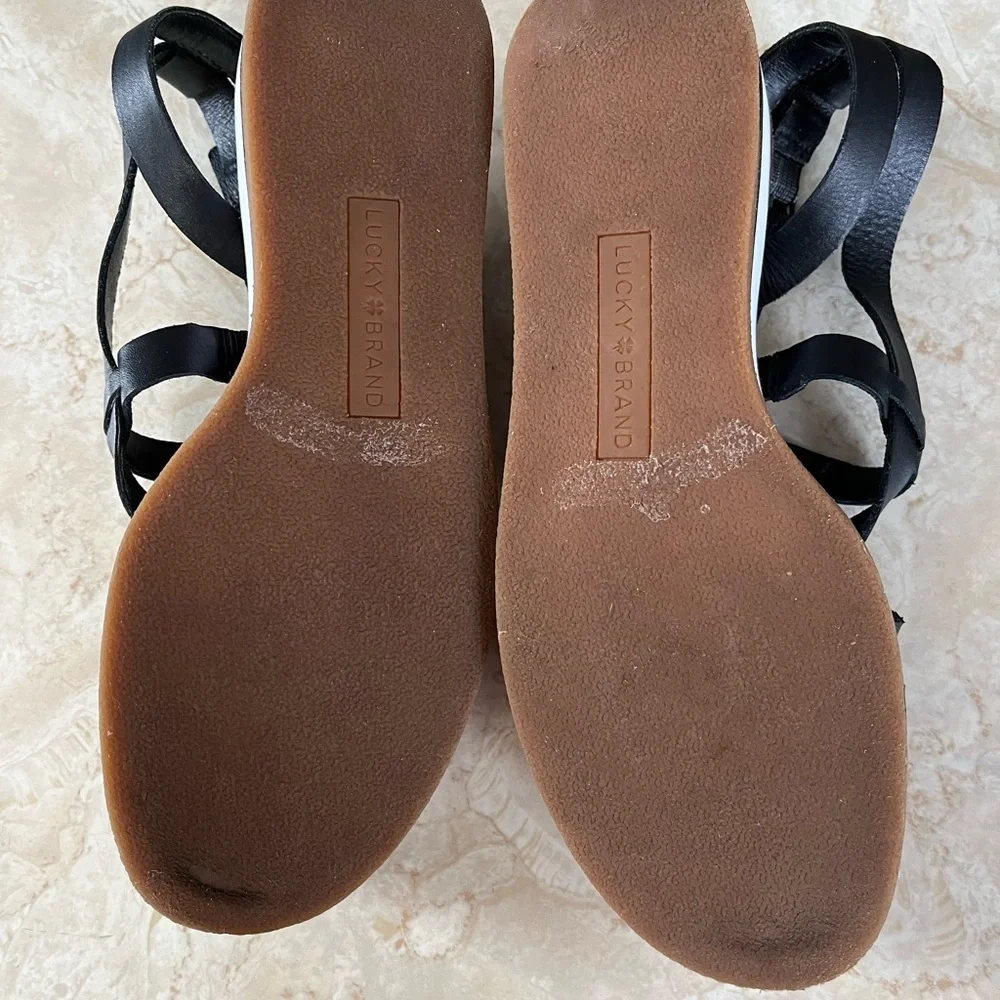 Lucky Brand Black Platform Sandals with Leather Straps‎